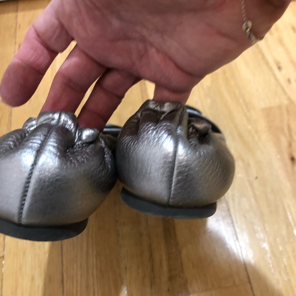 Tory Burch Flats Size 7 - Picture 6 of 6